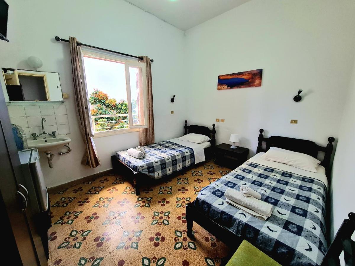 Avrahostelroom Karpathos Exterior foto